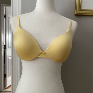 Maidenform Bra. Sz 36C.